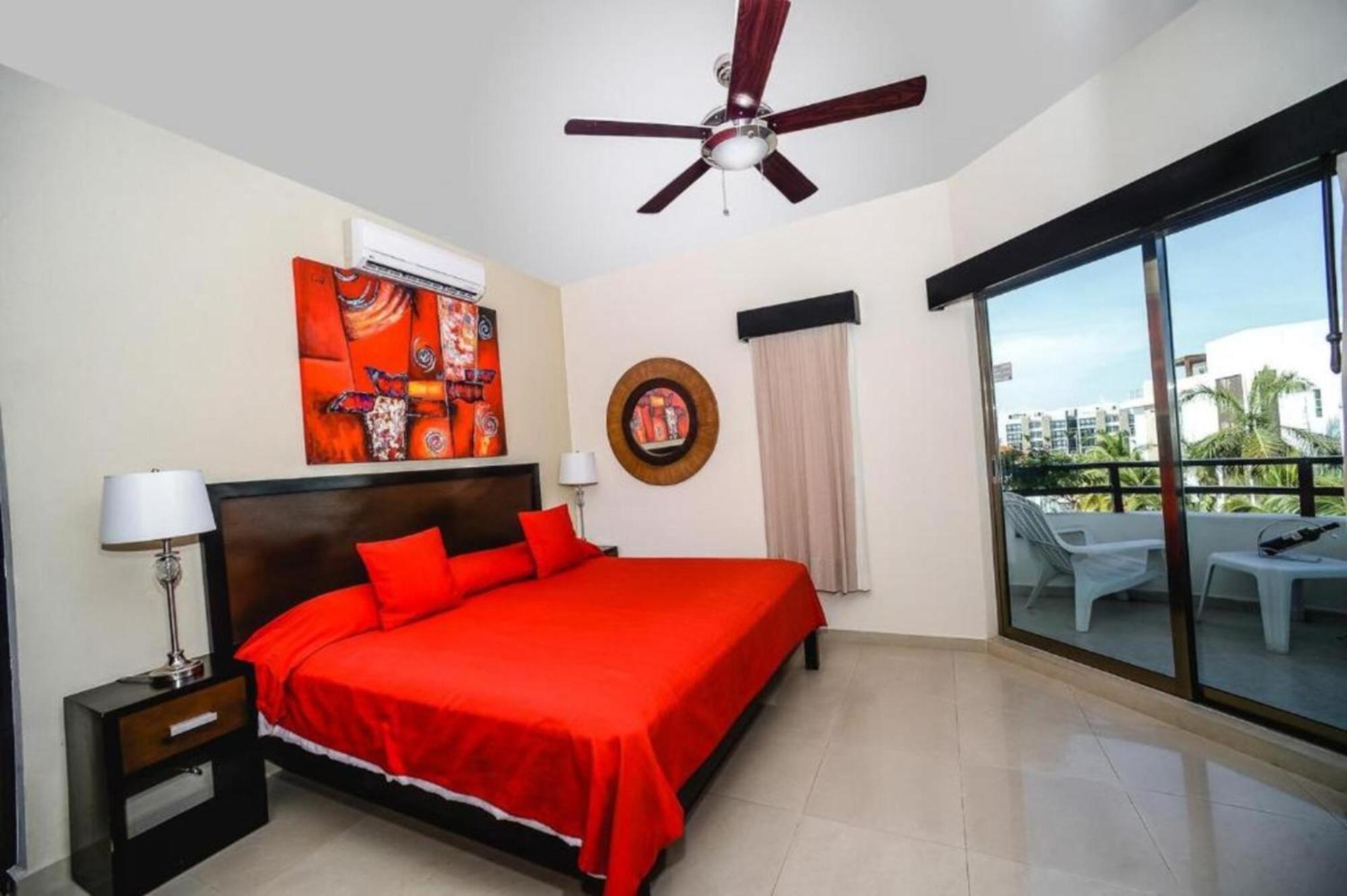 Encanto Riviera Condo Hotel Playa del Carmen Esterno foto