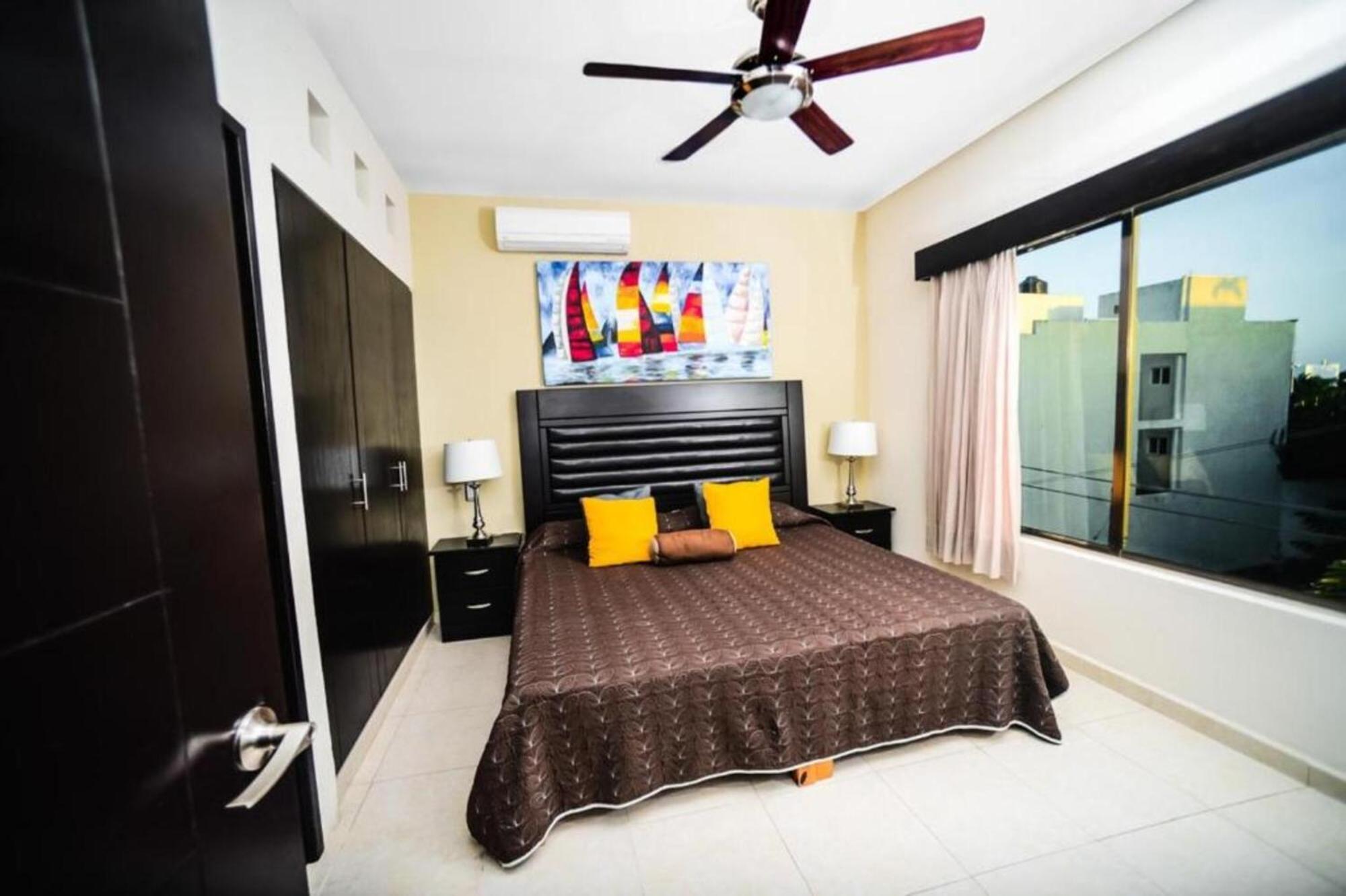 Encanto Riviera Condo Hotel Playa del Carmen Esterno foto