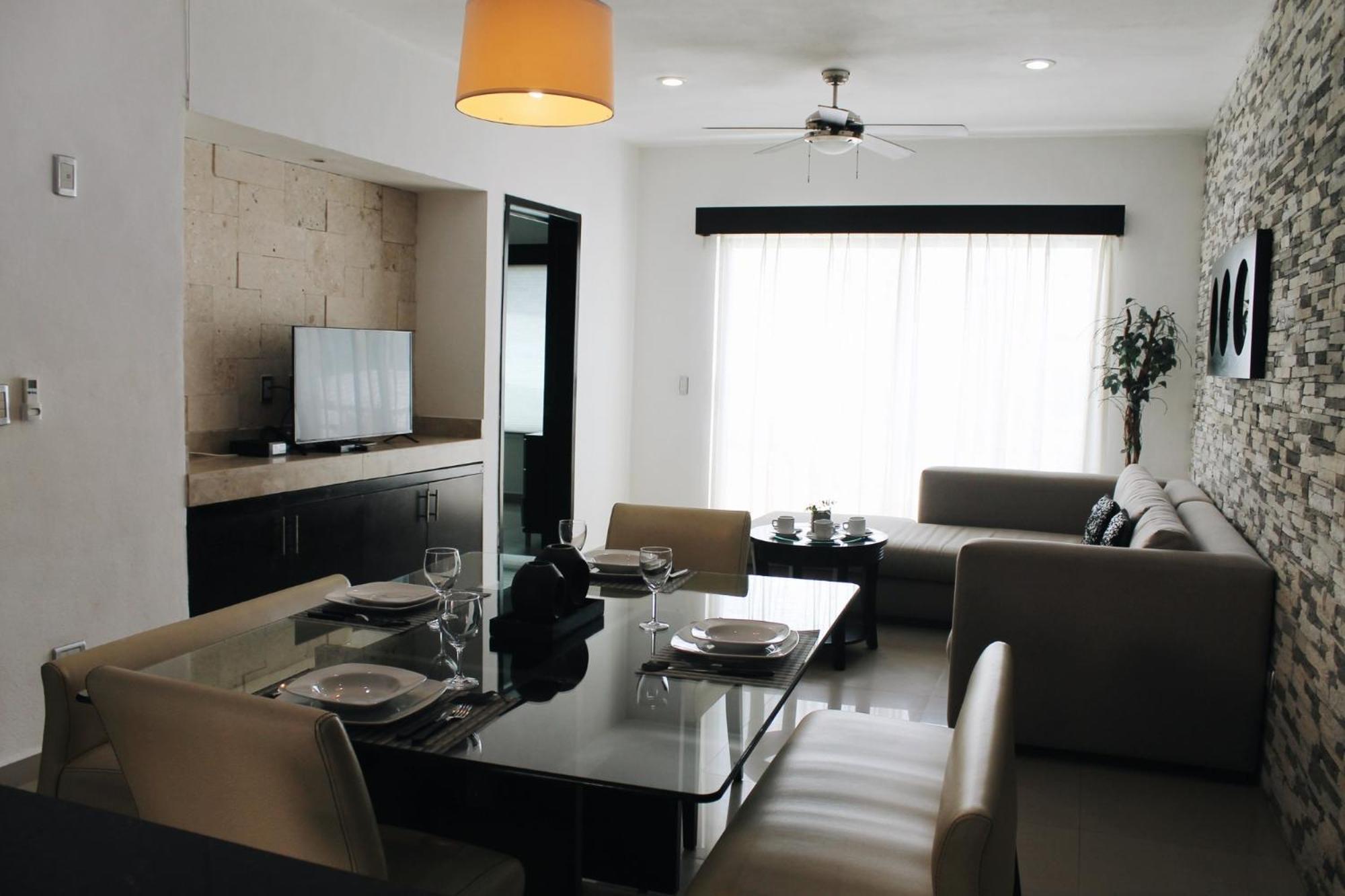 Encanto Riviera Condo Hotel Playa del Carmen Esterno foto
