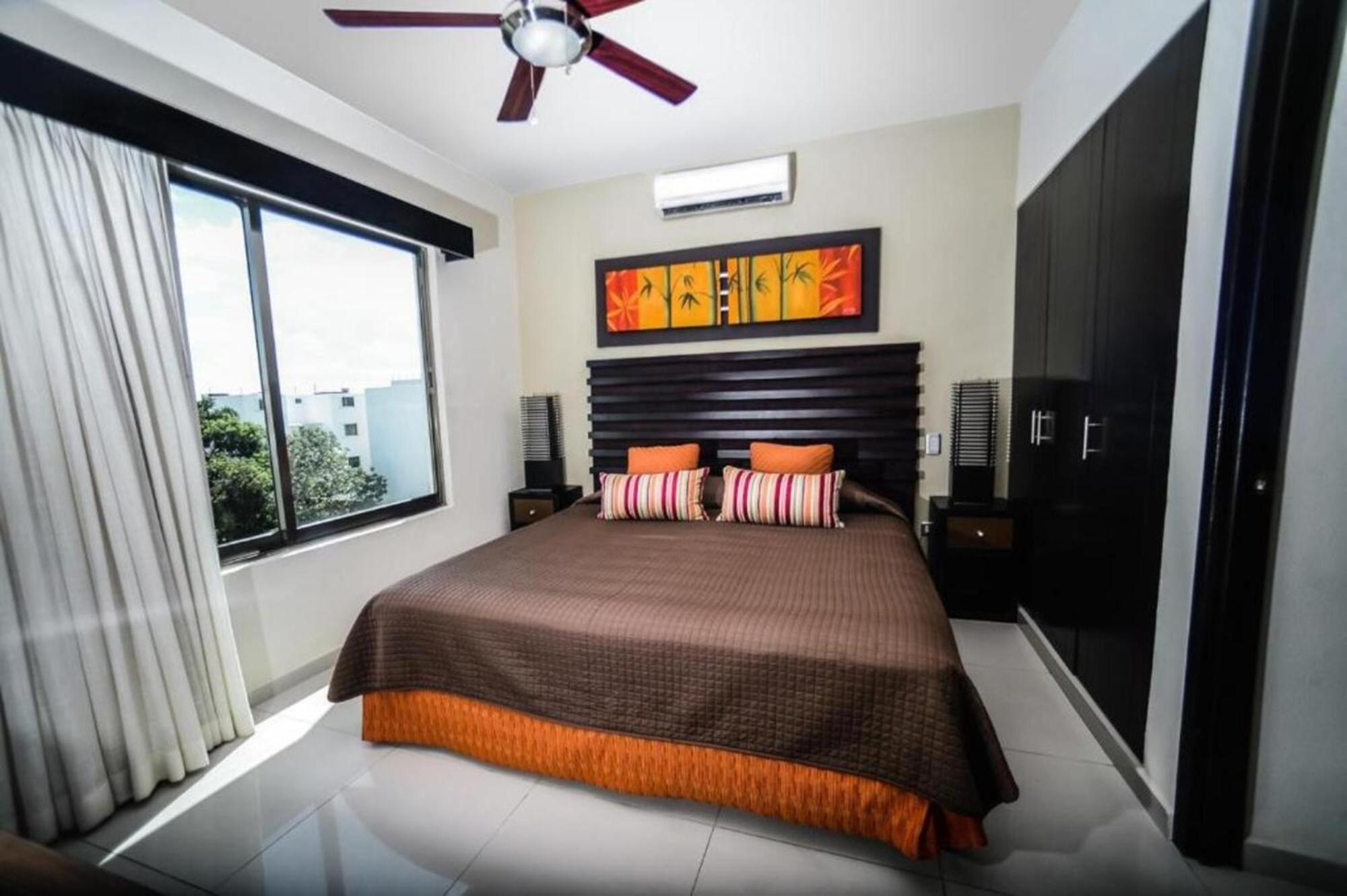 Encanto Riviera Condo Hotel Playa del Carmen Esterno foto