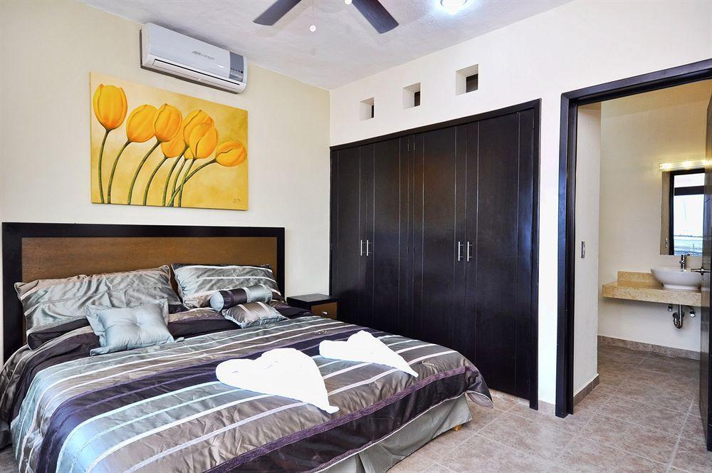 Encanto Riviera Condo Hotel Playa del Carmen Esterno foto