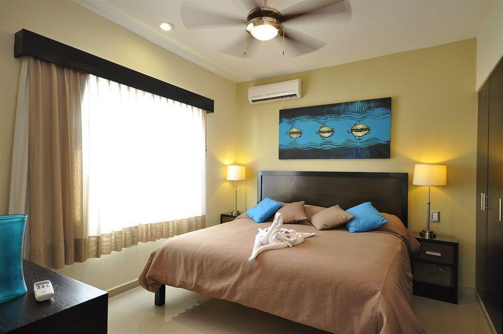 Encanto Riviera Condo Hotel Playa del Carmen Esterno foto